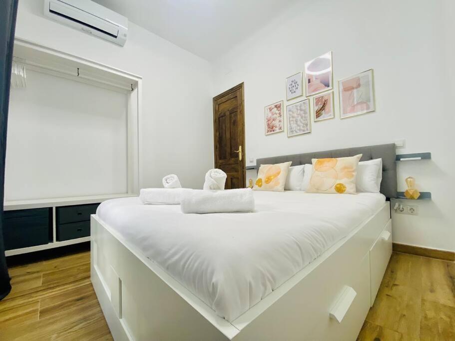 Ferienwohnung Style & Design Flat In The Center Of Madrid Exterior foto